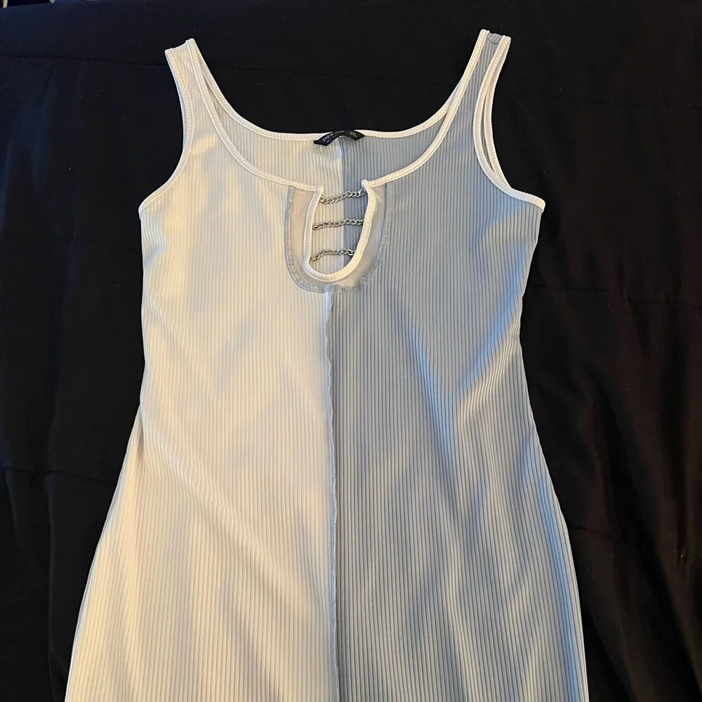 DRESS BUNDLE - Picture 2 of 7